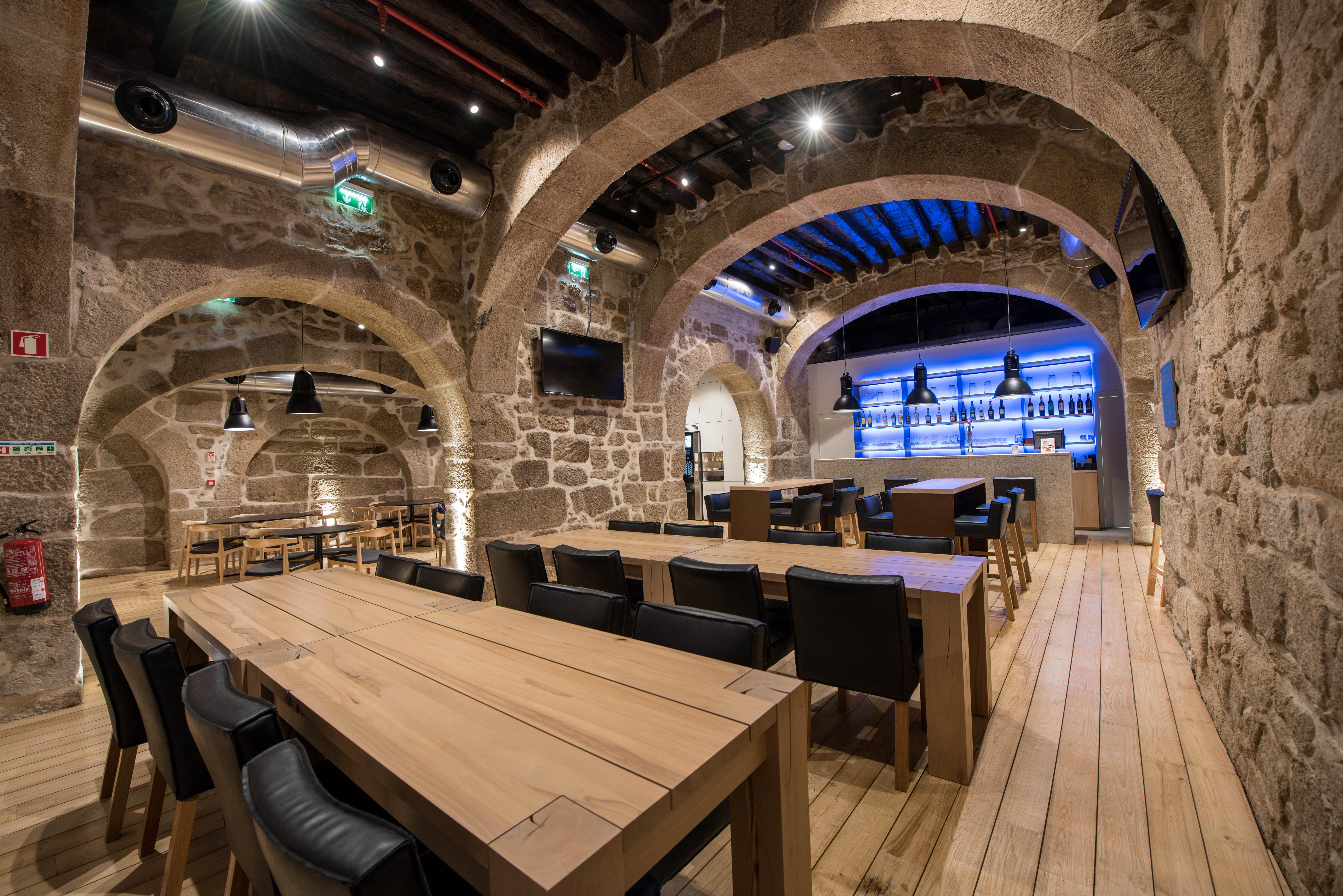 بيت شباب بلوسوك بورتو المظهر الخارجي الصورة The interior of the restaurant