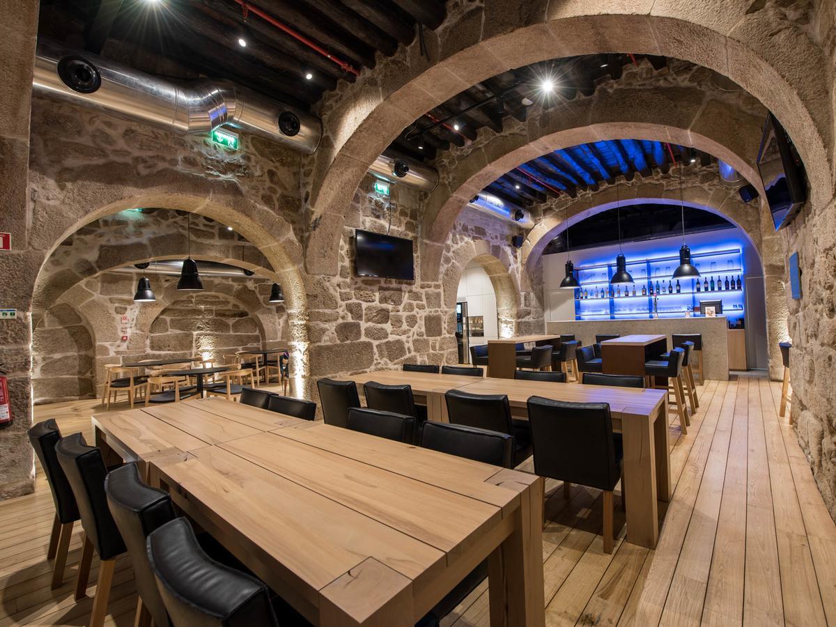 بيت شباب بلوسوك بورتو المظهر الخارجي الصورة Restaurant interior
