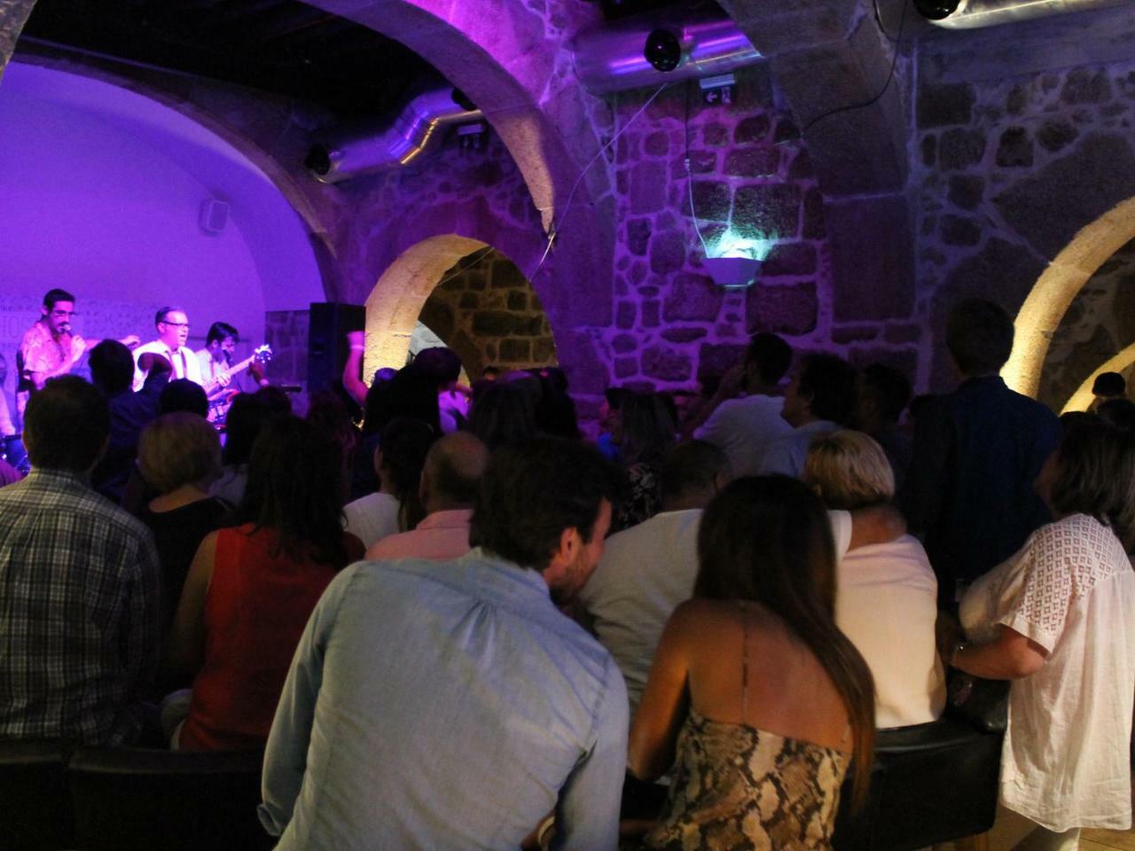 بيت شباب بلوسوك بورتو المظهر الخارجي الصورة The interior of the nightclub