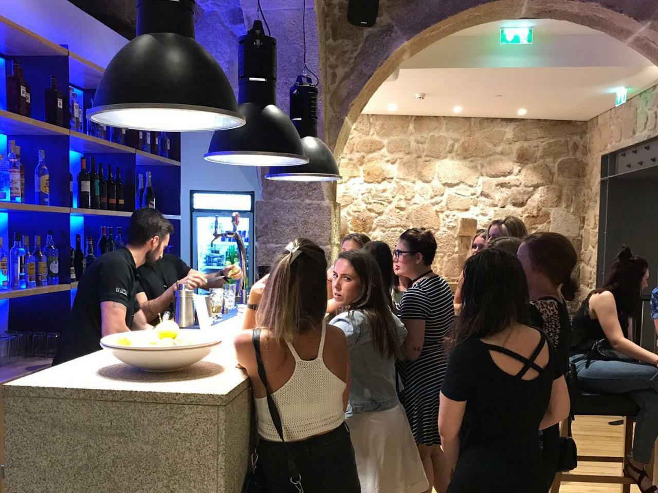 بيت شباب بلوسوك بورتو المظهر الخارجي الصورة The bar at the 2018 edition of the festival